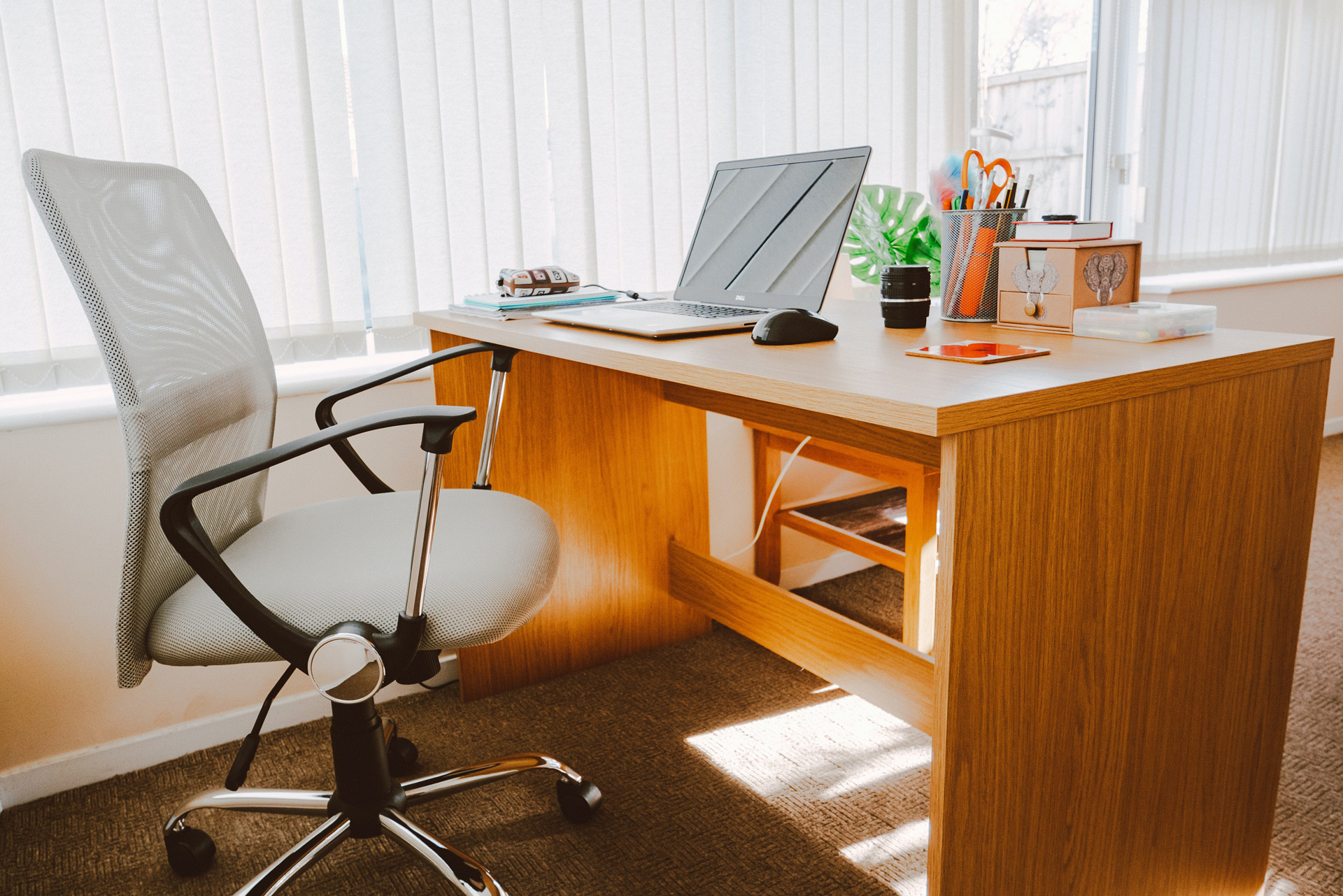 Rent office furniture as a business